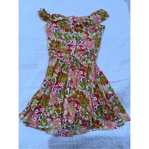 Off shoulder floral tie dress